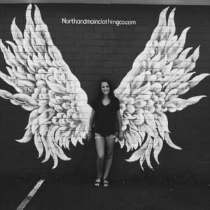 Meet your Posher, Adrianna